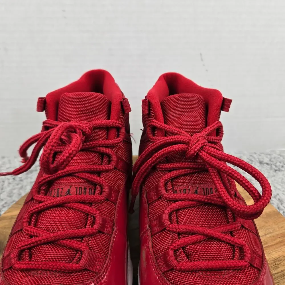 Jordan Mens 10.5 Retro 11 Retro Win Like 96 Red Patent Leather Athletic Sneaker